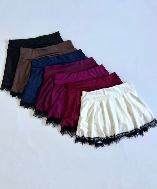635/M-POLLERA SKORT MICROFIBRA VOLADO CON PUNTILLA FLECOS Y SHORT INTERNO