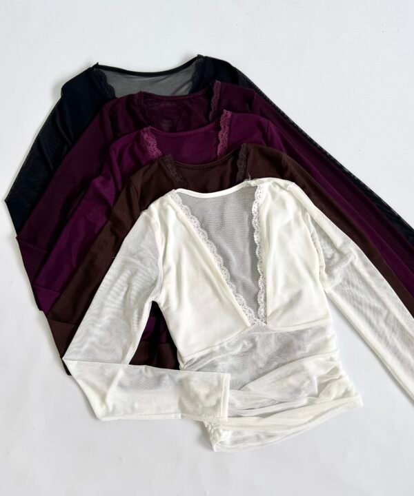 Alternative view of 2129/3T-REMERA TUL LISO MANGA LARGA PUNTILLA ESCOTE CON PECHERA FORRADO Y FRUNCE ELASTICO LATERALES