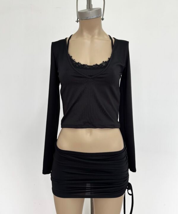 Alternative view of 2302/M-Remera Microfibra Escotado V Manga Larga Con Croptop Puntilla Y Elastico Interno