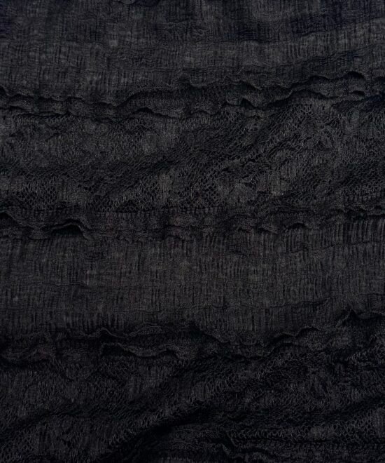 3073/ER-Top Encaje Ruffle Tirita Escote V Con Puntilla - NEGRO