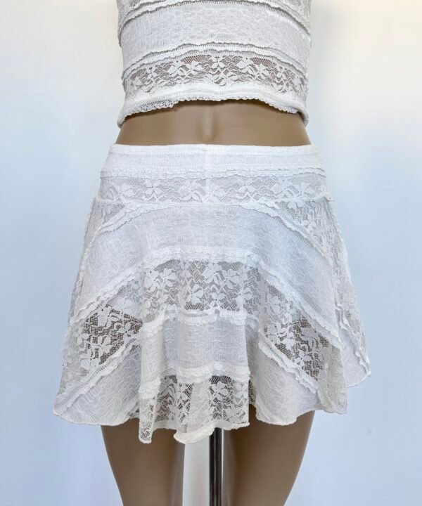 Alternative view of 635/ER-Pollera Encaje Ruffle Volado Con Short Interno
