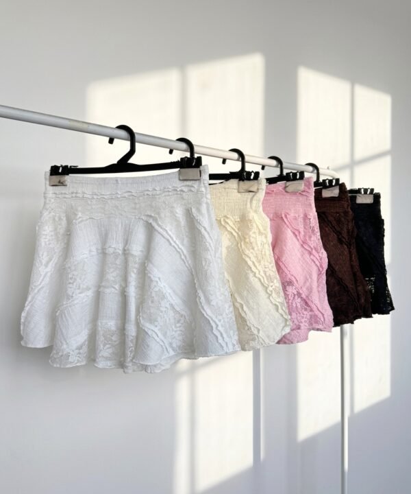 635/ER-Pollera Encaje Ruffle Volado Con Short Interno