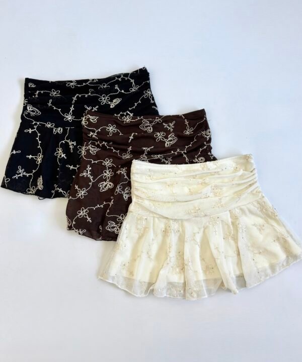 656/TH-Pollera Tul Hilo Bordado Lewis Cintura Frunce Lateral Con Volado Grande Abajo