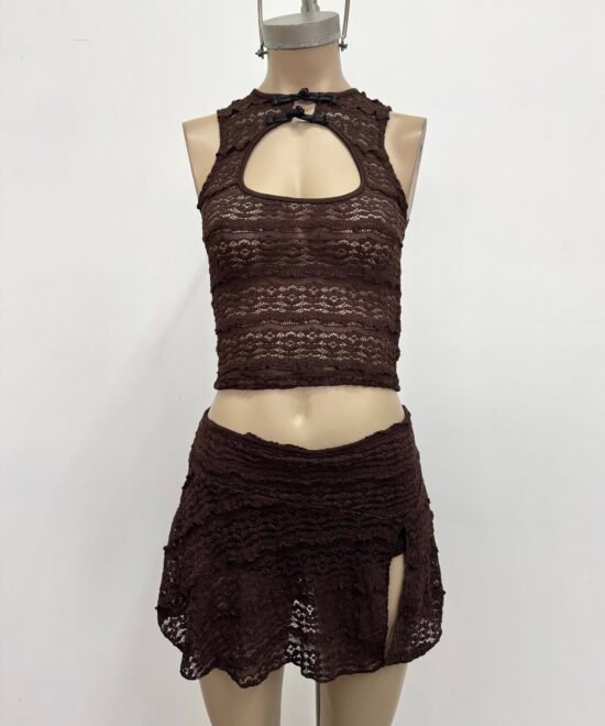 2313/EM-Musculosa Encaje Missha Cuello Cerrado Con Dos Alamares Y Abertura Circulo Busto - Imagen 3