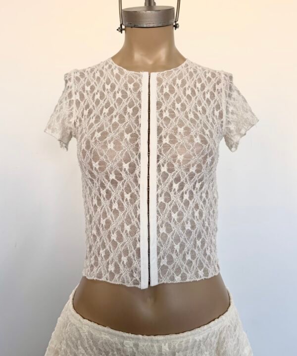 Alternative view of 2021/ES-Remera Encaje Sora Manga Corta Cuello Rulotte Con Centro Cinta Corsetera