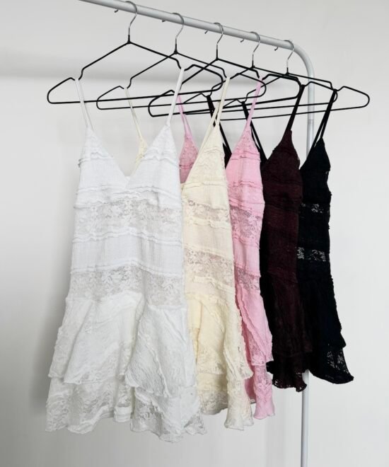 285/ER-Vestido Encaje Ruffle Tirita Doble Volado Con Short Interno